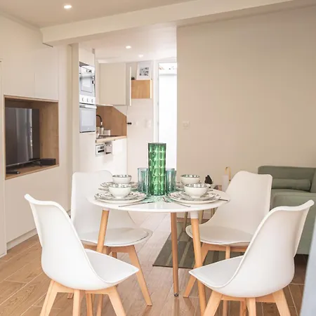 Rez De Jardin - Calme & Familiale Apartment *