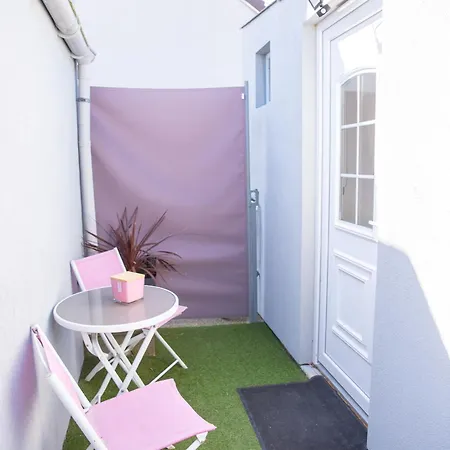 Studio - Rez De Jardin - Climatisation - Parking - Wifi - Calme - Familiale Apartment *